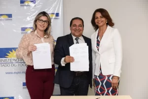 Prefeitura e MP assinam termo para implantaÃÂ§ÃÂ£o de programa no Tocantins