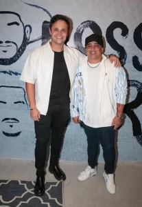 Com presença dos padrinhos Matheus e Kauan e amigos famosos, Felipe e Rodrigo gravam DVD em Guarulhos