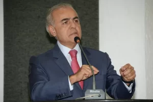 Paulo MourÃÂ£o considera que governo tampÃÂ£o nÃÂ£o conseguirÃÂ¡ reverter desesperanÃÂ§a do povo e defende projeto de governo que corrija rumos do Estado