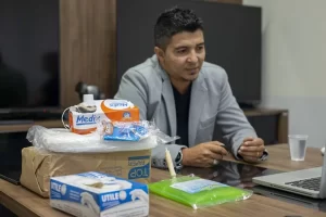 Covid-19: Especialista alerta sobre precauÃÂ§ÃÂ£o que devem ser adotadas pelos profissionais de saÃÂºde