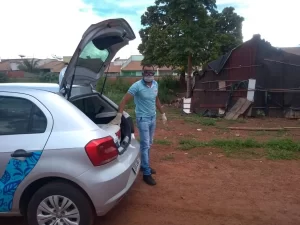 Marmitas sÃÂ£o entregues para cerca de 60 pessoas que vivem em situaÃÂ§ÃÂ£o de rua em Palmas