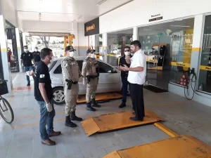 Em operaÃÂ§ÃÂ£o conjunta, forÃÂ§as de seguranÃÂ§a reforÃÂ§am operaÃÂ§ÃÂ£o nas ruas e avenidas de GuaraÃÂ­