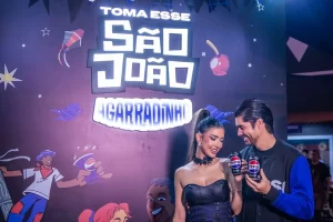 Pepsi Black celebra os festejos juninos com campanha “Toma esse São João Agarradinho” no Nordeste