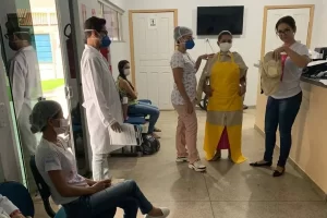 Secretaria Municipal da SaÃÂºde dispÃÂµe de materiais de proteÃÂ§ÃÂ£o para os profissionais