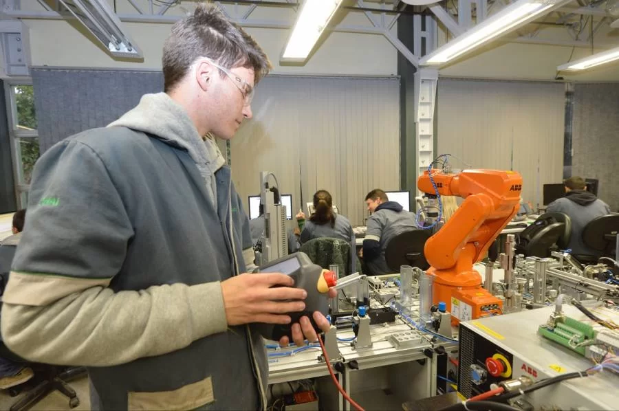 ServiÃÂ§o Nacional de Aprendizagem abre 100 mil vagas grÃÂ¡tis em cursos EaD sobre indÃÂºstria 4.0