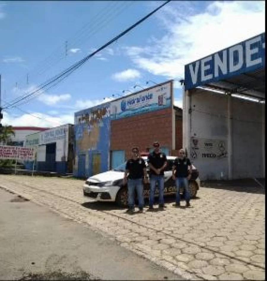 PolÃÂ­cia segue fiscalizando a quarentena e orientando comerciantes