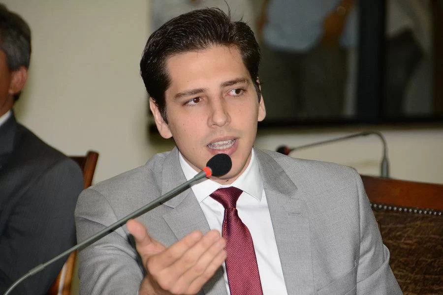 Olyntho destaca crescimento do PSDB e reforÃÂ§a candidatura de AtaÃÂ­des ao senado