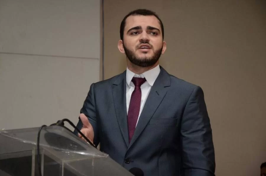 LÃÂ©o Barbosa deverÃÂ¡ disputar cadeira na Assembleia