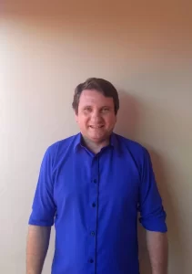 ClÃÂ¡udio Alencar filia-se no  PDT e lanÃÂ§a prÃÂ©-candidatura a prefeito de GuaraÃÂ­