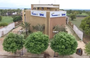 Sondagem aponta necessidades dos empresÃÂ¡rios e FecomÃÂ©rcio/Sindicatos realizam aÃÂ§ÃÂµes