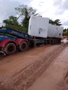 AtenÃÂ§ÃÂ£o: CaminhÃÂµes estÃÂ£o atolados no trecho entre Juarina e Couto MagalhÃÂ£es