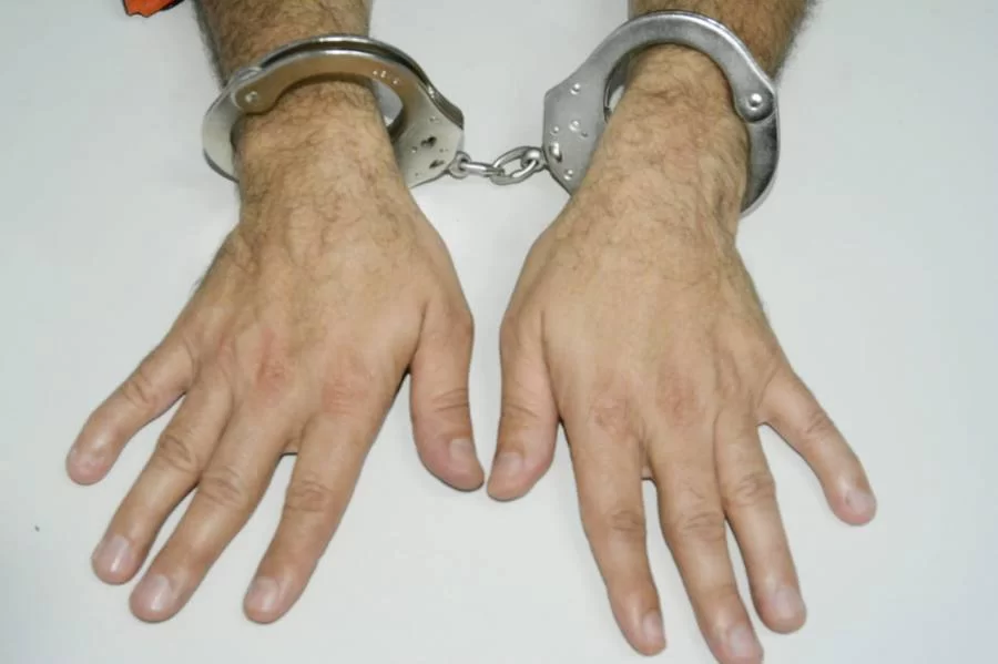 PolÃÂ­cia Civil prende suspeito de cometer vÃÂ¡rios crimes contra o patrimÃÂ´nio em DivinÃÂ³polis