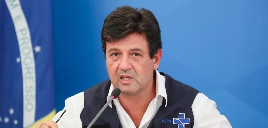 Bolsonaro demite Mandeta e Teich aceita cargo de Ministro da SaÃÂºde