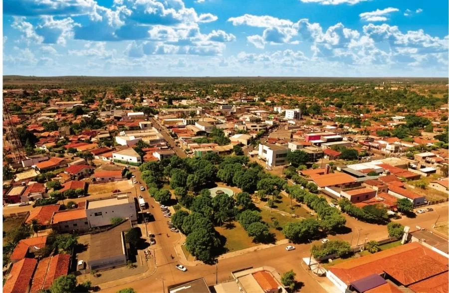 Colinas do Tocantins comemora 60 anos de emancipaÃÂ§ÃÂ£o polÃÂ­tico-administrativa