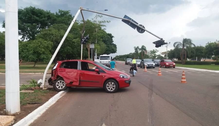 Delegado diz que acidentes de trÃÂ¢nsito na Capital nÃÂ£o diminuÃÂ­ram mesmo durante quarentena