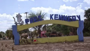 Morador de Kennedy rebate prefeito Ailton: "A carapuÃÂ§a jÃÂ¡ caiu"