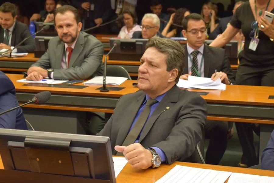 Damaso vota pela suspensÃÂ£o do pagamento do Fies durante pandemia