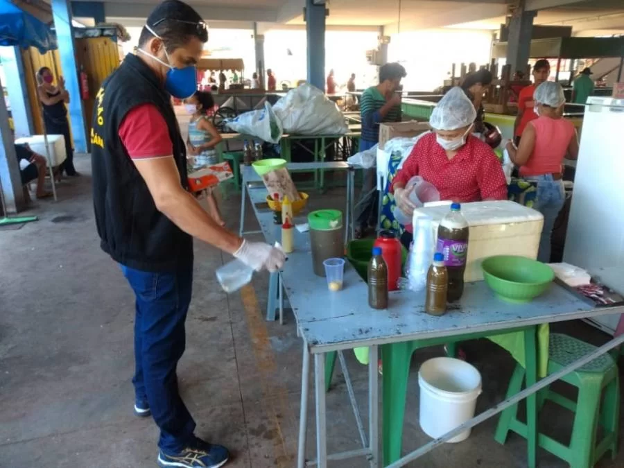 Com organizaÃÂ§ÃÂ£o e medidas de prevenÃÂ§ÃÂ£o, Feira Municipal de GuaraÃÂ­ retorna com o sistema de rodÃÂ­zio