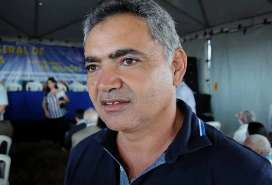 Prefeito de Nova Olinda ÃÂ© acusado de ser sÃÂ³cio de empresa fantasma em SE