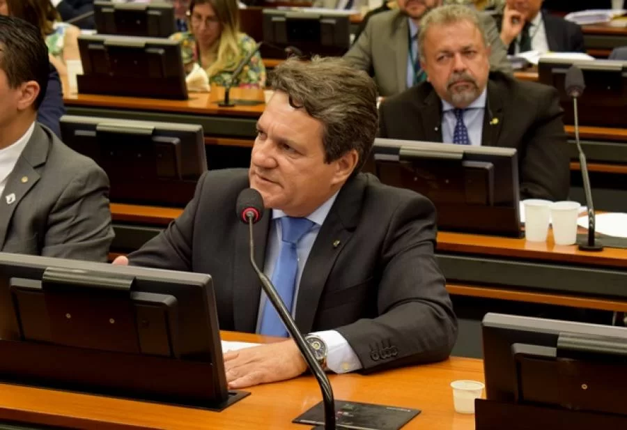 Damaso garante o pagamento de R$ 1,730 mi de emendas para a saÃÂºde no TO