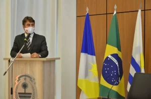 Parlamentares criticam declaraÃÂ§ÃÂµes da prefeita Cinthia Ribeiro e Diogo Fernandes pede retrataÃÂ§ÃÂ£o