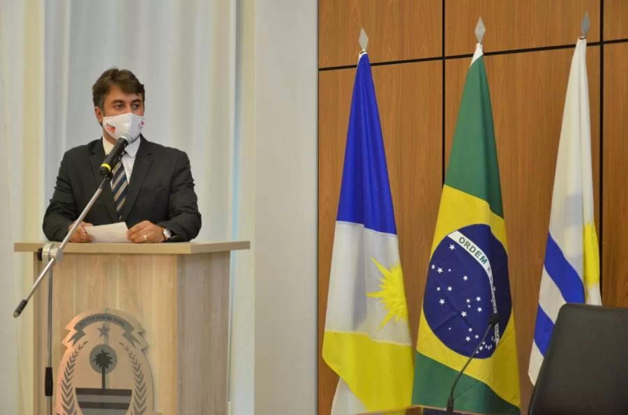 Parlamentares criticam declaraÃÂ§ÃÂµes da prefeita Cinthia Ribeiro e Diogo Fernandes pede retrataÃÂ§ÃÂ£o