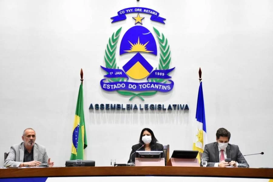 Valderez Castelo Branco preside SessÃÂ£o com SecretÃÂ¡rio da SaÃÂºde sobre aÃÂ§ÃÂµes de enfrentamento ao Covid-19