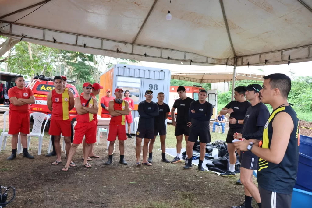 Dois corpos são localizados em operação de resgate no Rio Tocantins após desabamento da ponte JK