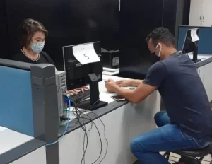 Instituto de IdentificaÃÂ§ÃÂ£o passa a atender exclusivamente apÃÂ³s o agendamento pelo site