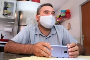 Recuperado da Covid-19, homem enfrenta preconceito e discriminaÃÂ§ÃÂ£o social em AraguaÃÂ­na