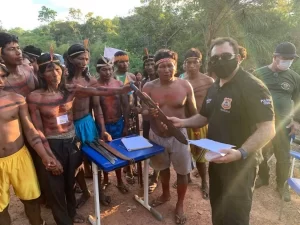 Camionete e muniÃÂ§ÃÂµes sÃÂ£o apreendidas em aldeia na regiÃÂ£o central do Estado