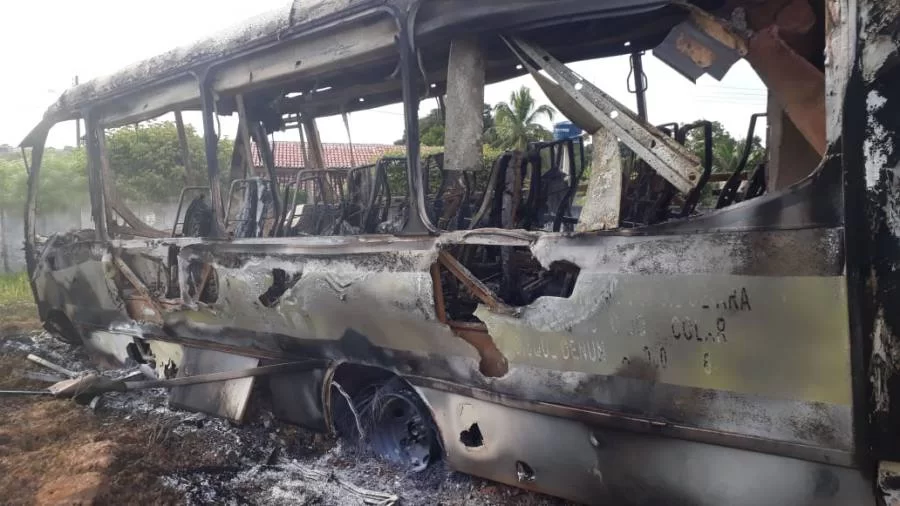 PolÃÂ­cia Civil prende suspeito de atear fogo em ÃÂ´nibus escolar da prefeitura de Arapoema