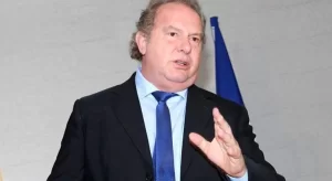 ApÃÂ³s live:  Mauro Carlesse pede para Ronaldo Dimas parar de conversa 'fiada' e ir para o enfrentamento do CoronavÃÂ­rus em AraguaÃÂ­na