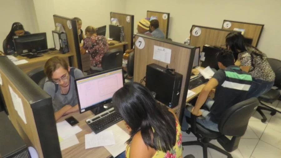 Procon notifica Energisa para que justifique aumento nas contas de energia