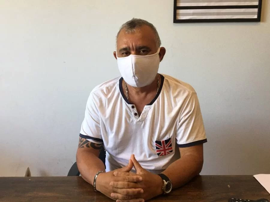 Ailton diz que pesquisas indicam que Oliveira estÃÂ¡ em terceiro lugar: "sociedade jÃÂ¡ mostrou que nÃÂ£o quer mais a forma que ele administra"