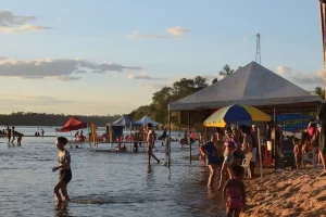 Milhares de pessoas visitam praias pedroafonsinas durante final de semana
