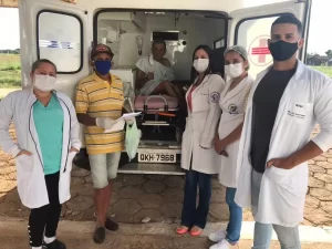 Idoso de 95 anos tem alta mÃÂ©dica apÃÂ³s ser curado do novo coronavÃÂ­rus