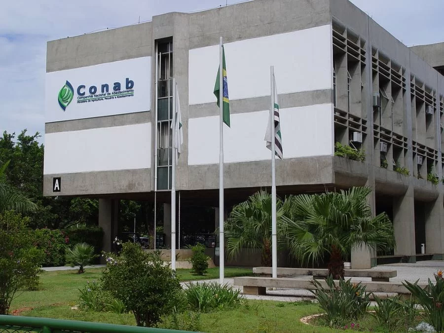 Conab divulga produtos que terÃÂ£o descontos no financiamento de agricultores familiares este mÃªs