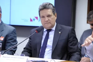 Damaso celebra sanÃÂ§ÃÂ£o do auxÃÂ­lio financeiro a estados e municÃÂ­pios para combate ÃÂ  Covid-19