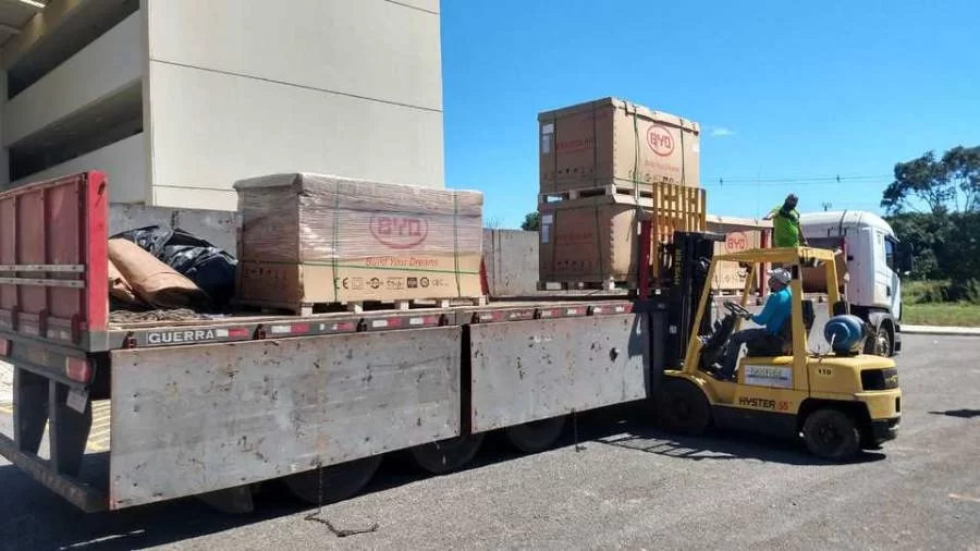 UFT conclui entrega de placas de energia solar para todos os cÃÂ¢mpus