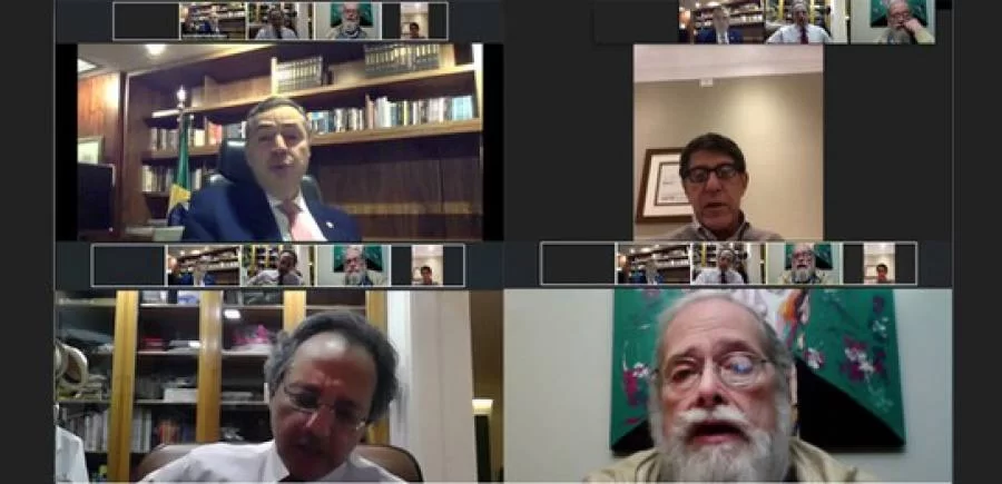 Presidente do TSE discute com mÃÂ©dicos impacto da pandemia nas eleiÃÂ§ÃÂµes