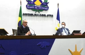SecretÃÂ¡rio da SaÃÂºde esclarece a deputados sobre mÃÂ¡quina de radioterapia
