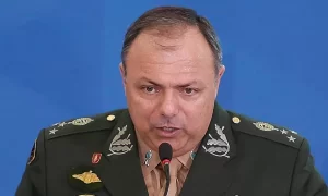 Bolsonaro efetiva Eduardo Pazuello no MinistÃÂ©rio da SaÃÂºde