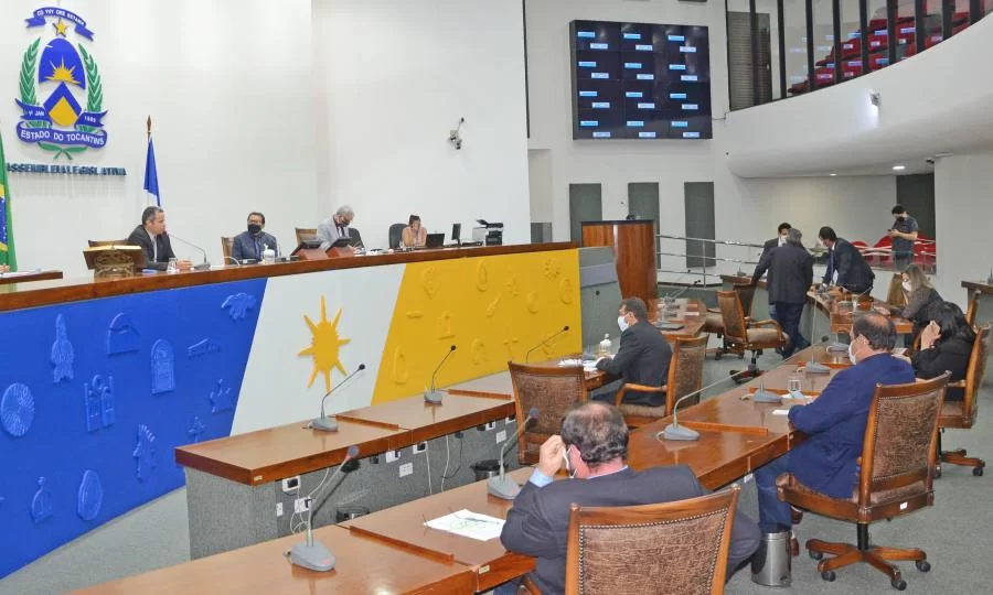 Deputados estaduais sabatinam presidente do Igeprev sobre mudanÃÂ§as em conselhos do Instituto