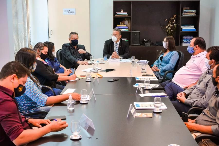 Governo e prefeituras discutem protocolos de seguranÃÂ§a para a regiÃÂ£o do JalapÃÂ£o