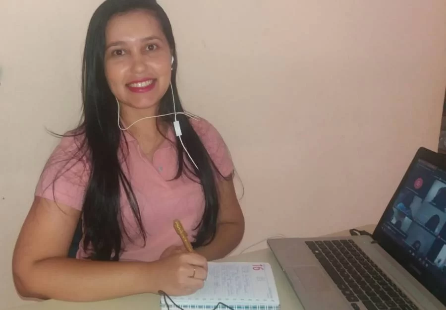 Profissionais da educaÃÂ§ÃÂ£o participam de formaÃÂ§ÃÂ£o para retorno das aulas da 3Ãª sÃÂ©rie do ensino mÃÂ©dio