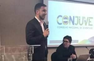 Representantes de universidades privadas divulgam carta cobrando reduÃÂ§ÃÂ£o de 40% nas mensalidades