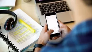 Pesquisa aponta que 61 % das redes municipais nÃÂ£o preparam professores para ensino a distÃÂ¢ncia; mÃÂ©todo pode cair ÃÂ­ndice de aprovaÃÂ§ÃÂ£o