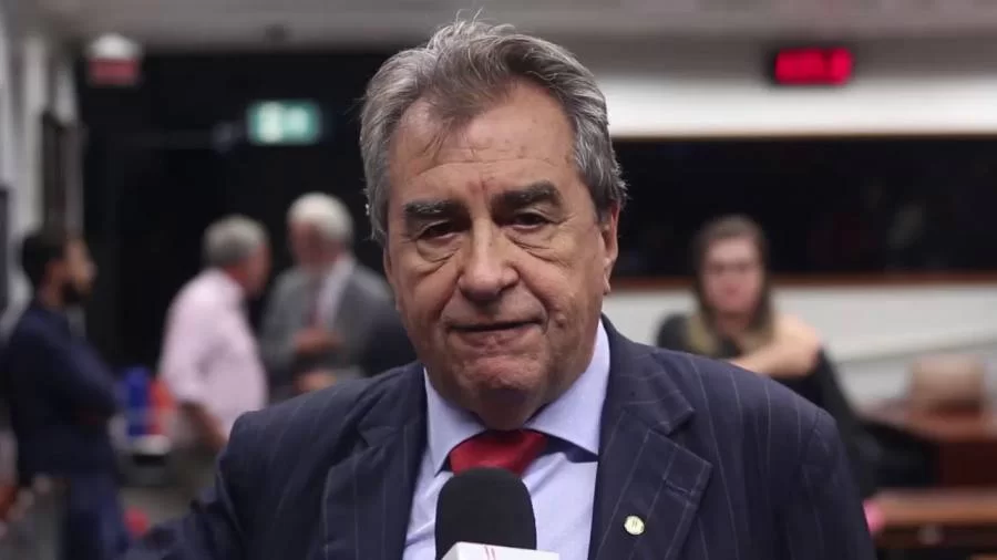 CÃÂ©lio Moura questiona privatizaÃÂ§ÃÂµes que estÃÂ£o sendo feitas pelo Governo do Estado do Tocantins