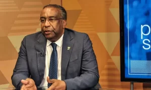 Publicado decreto que torna sem efeito nomeaÃÂ§ÃÂ£o de Carlos Decotelli